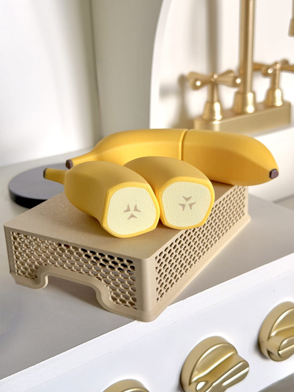 Magnetic Banana - Montessori Toy